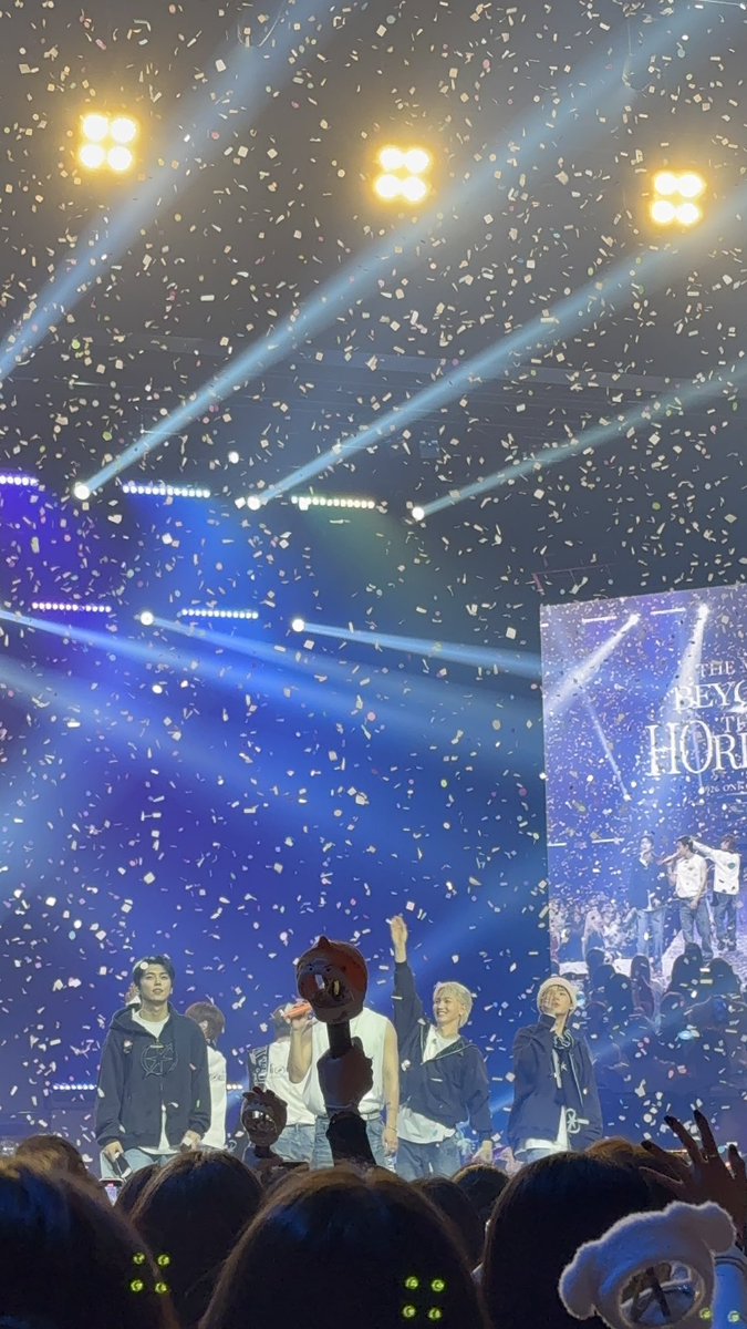 nancyestfuse's tweet photo. 20260110 온앤오프 콘서트 앵콜
이션❌
티오니🟠 ㅋㅋㅋ
#온앤오프 #ONF #이션 #창윤 https://t.co/OkqbwzGh7O