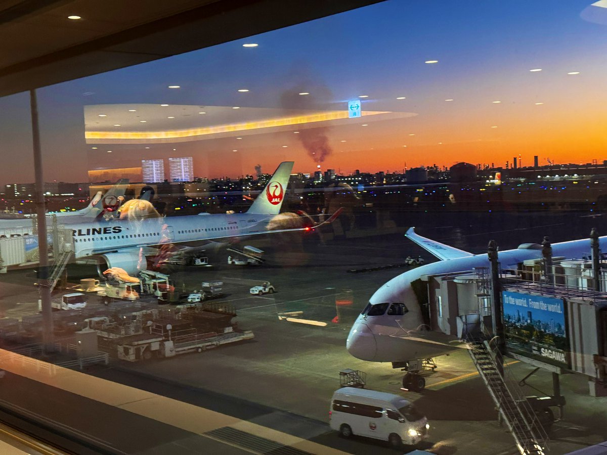 the_Chuo_Line's tweet image. JALのさくらラウンジ🌸🐰