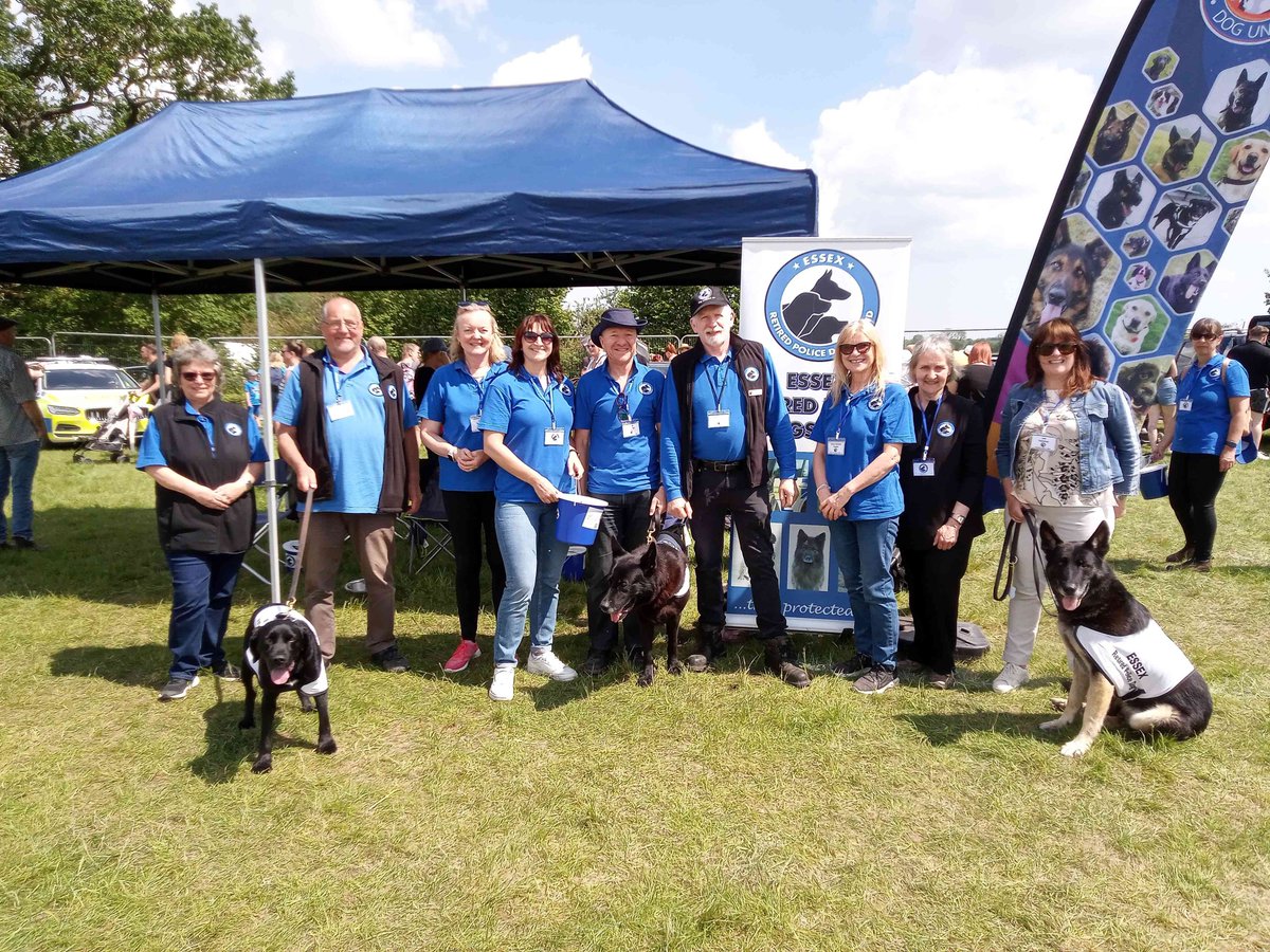 ERPDF's tweet image. Huge THANK YOU to all who support
our work... most do not own an RPD
yet they donate, help at events &amp;amp;
regularly promote info about us 👍🐾💙🐾
#teamworkmakesthedreamwork 
essexretiredpolicedogs.co.uk
