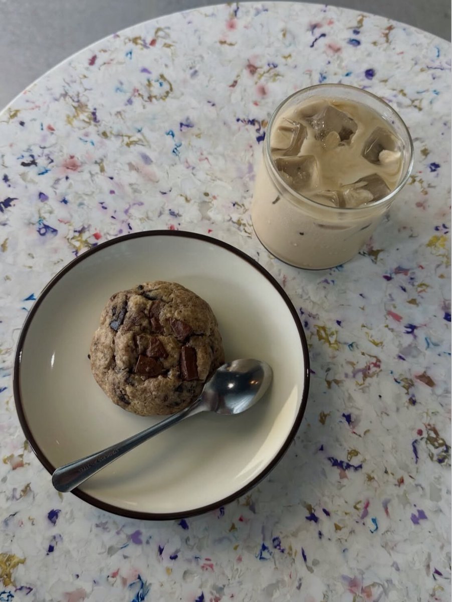 Anggik (@achongg21) on Twitter photo 