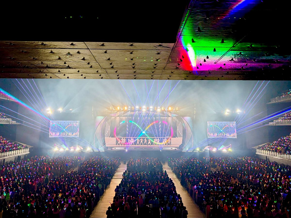 ID7_event's tweet image. ／
#アイナナ10周年イベント 全日程終了！！
＼

◆アイドリッシュセブン 10th Anniversary Event 
"A10TiON PLEASE!!!!"
◆アイドリッシュセブン VISIBLIVE 
"HiGH TENSiON FUSiON!!!!"

3日間にかけて開催した
イベント・ライブにご参加いただき
ありがとうございました！

 #アイナナ