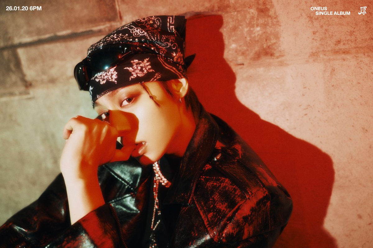 official_ONEUS's tweet image. [#원어스]

SINGLE ALBUM [原] 

🎇 SOLO CONCEPT PHOTO #4 🎇
🔥 HWAN WOONG 🔥

2026.01.20 6PM (KST) RELEASE✔

#ONEUS #原 #Grenade 
#환웅 #HWANWOONG