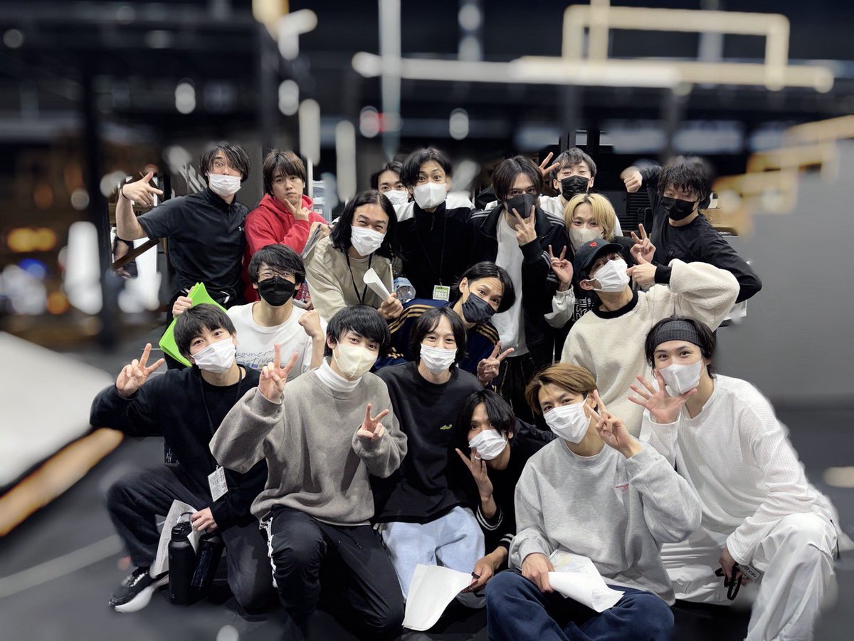 稽古終了致しました！
後は劇場で。

写真撮るから外すかなって思って取ったのは僕だけでした。そんな事もあります。(⑉･̆-･̆⑉)
 #エリステ