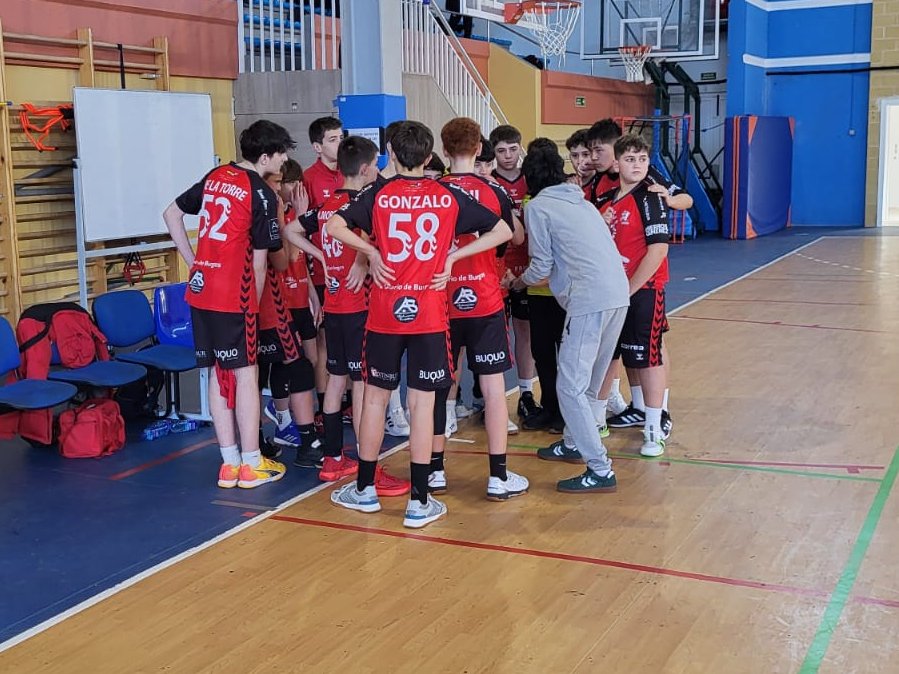 ❤️🖤Fin de semana de aprendizaje y carácter para nuestra Academia.

Victorias que refuerzan la confianza, empates de mérito y derrotas que también construyen.

La cantera cidiana sigue creciendo paso a paso.

👉 Las crónicas: balonmanoburgos.es/ficha/Z8642122…