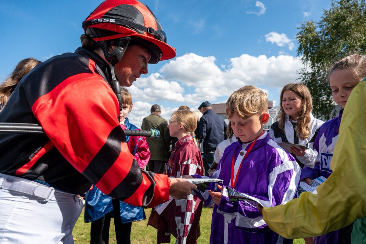 Racing to School tweet media