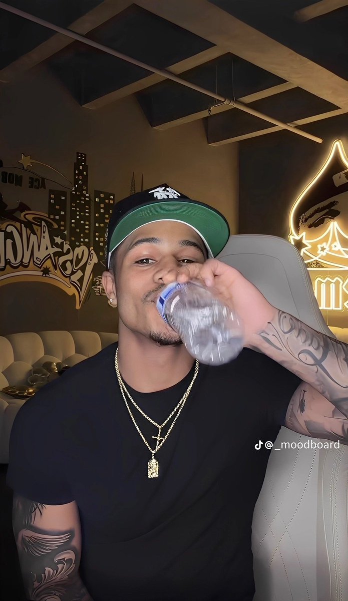 janeth_jr2's tweet image. Him♠️🤍