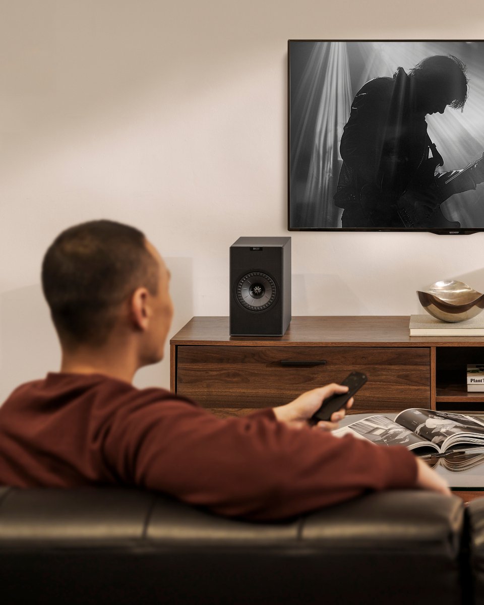 KEFAudio's tweet image. Considering Coda W? Our buying guide breaks down what sets this all-in-one wireless hi-fi speaker apart, including how it compares with the LS Wireless range.

Explore whether Coda W is the right fit for your home: kef.world/grc

#KEFListenAndBelieve #KEFAudio