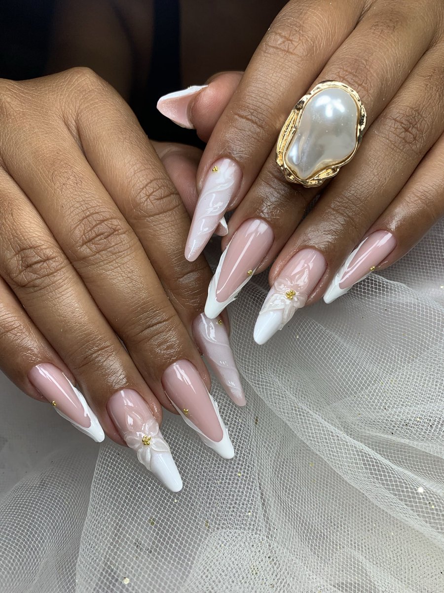 NailDesigner22's tweet photo. https://t.co/glr4kz2zQo https://t.co/aIyBj2rrL4