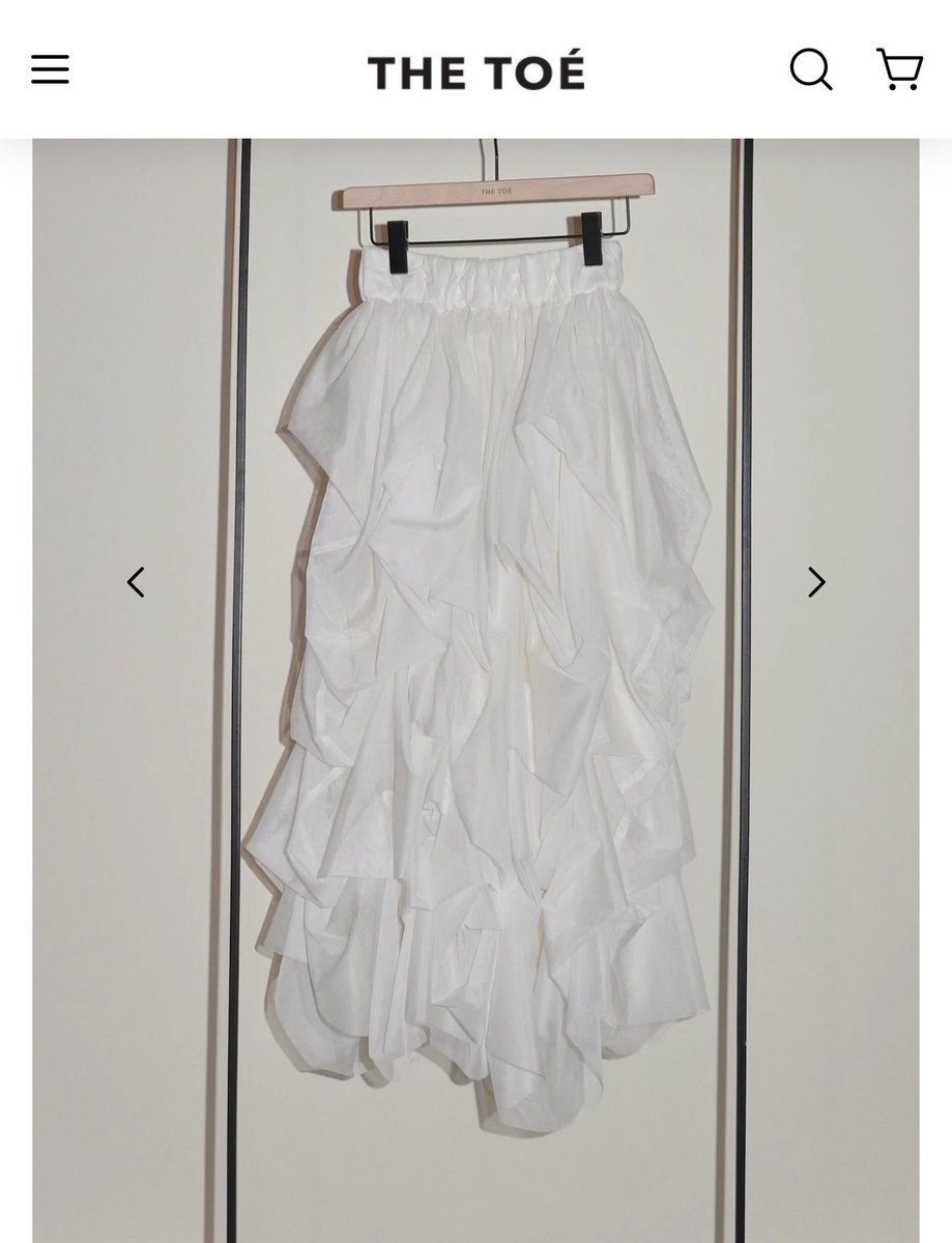 THE TOÉ Iris Tulle Skirtにanuansのニットを合わせた甘めコーデ。履くだけで気分が華やかになるスカート、何にでも合わせやすいし買って良かった💭♡ https://t.co/NEuwcr2tam