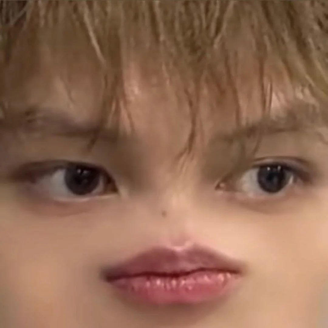 nell_0818's tweet image. 사진 눌러봐