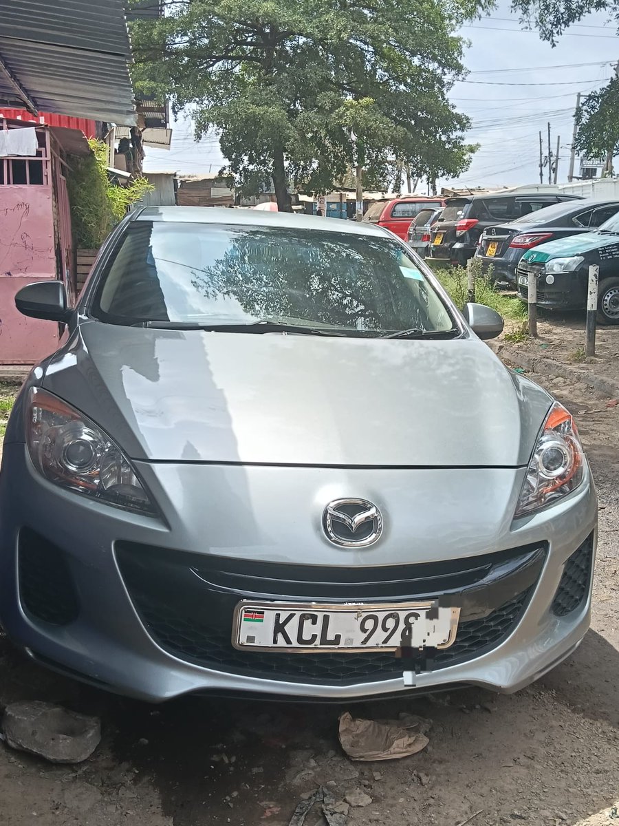 otijemo1's tweet image. Quick sale 
Mazda axela 
YOM 2010 
1500cc
Automatic 
Price 580K
 📌 mirema
Call WhatsApp 0724544975