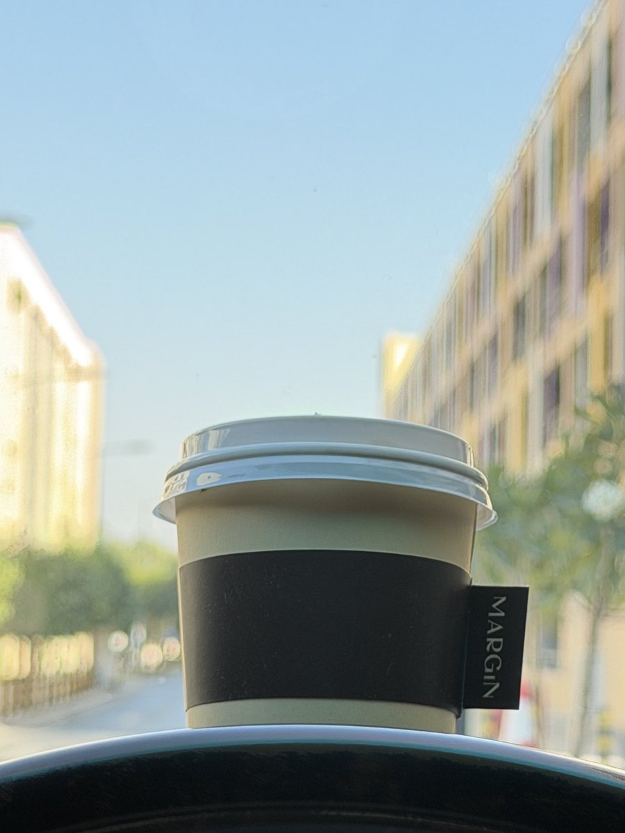 i_9vvi's tweet photo. ☕️ https://t.co/4yQ9tJ9RYv