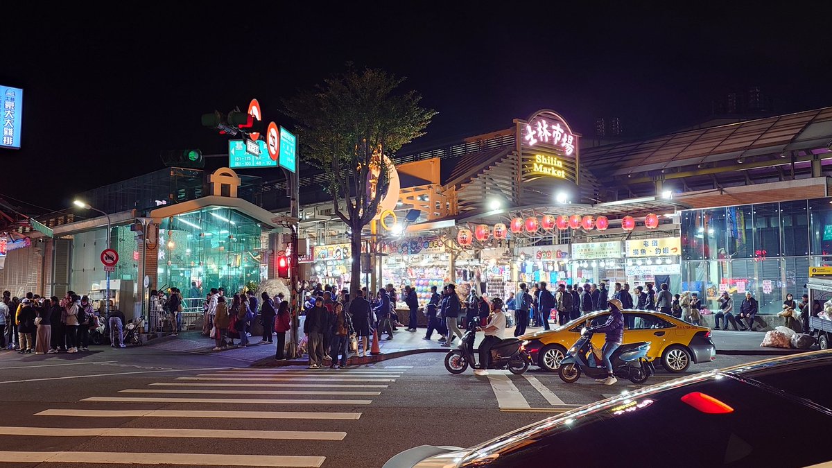bellclip's tweet photo. 人生初の海外旅行で、台湾に行ってきました。
日本とはまた違った歴史や文化に触れることが出来て、いろいろと刺激され感動したと共に、それぞれの国の良さを認識した旅でした。
一緒に旅をしてくれた仲間にも大感謝です。 https://t.co/hfHmfF9qmA