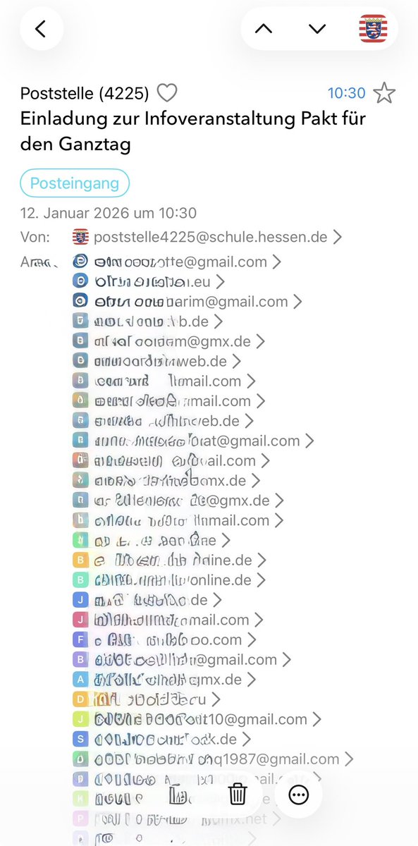 glob3x's tweet photo. Also ich weiß ja nicht so genau wie DSGVO konform das so ist 🫣https://t.co/Zv6qgEOP0w https://t.co/RC9buw71hq