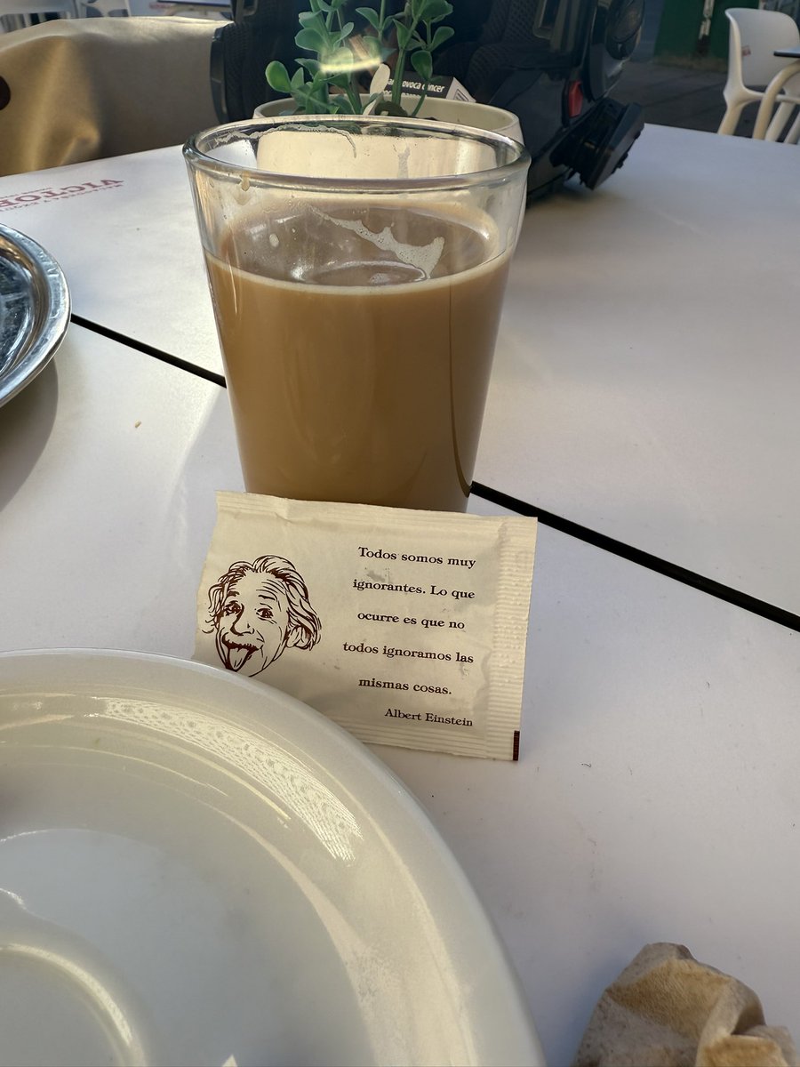 Pues eso, feliz día 👣👣🤍💫