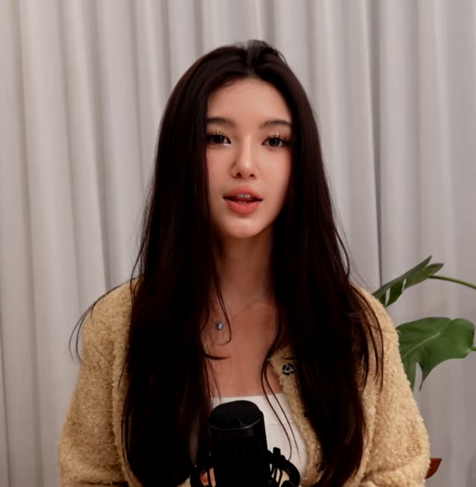 AboutMusicYT's tweet photo. Danielle says she "fought till the end" to be with NewJeans members, "and that truth stays with me". https://t.co/Z7uGaiy6AJ
