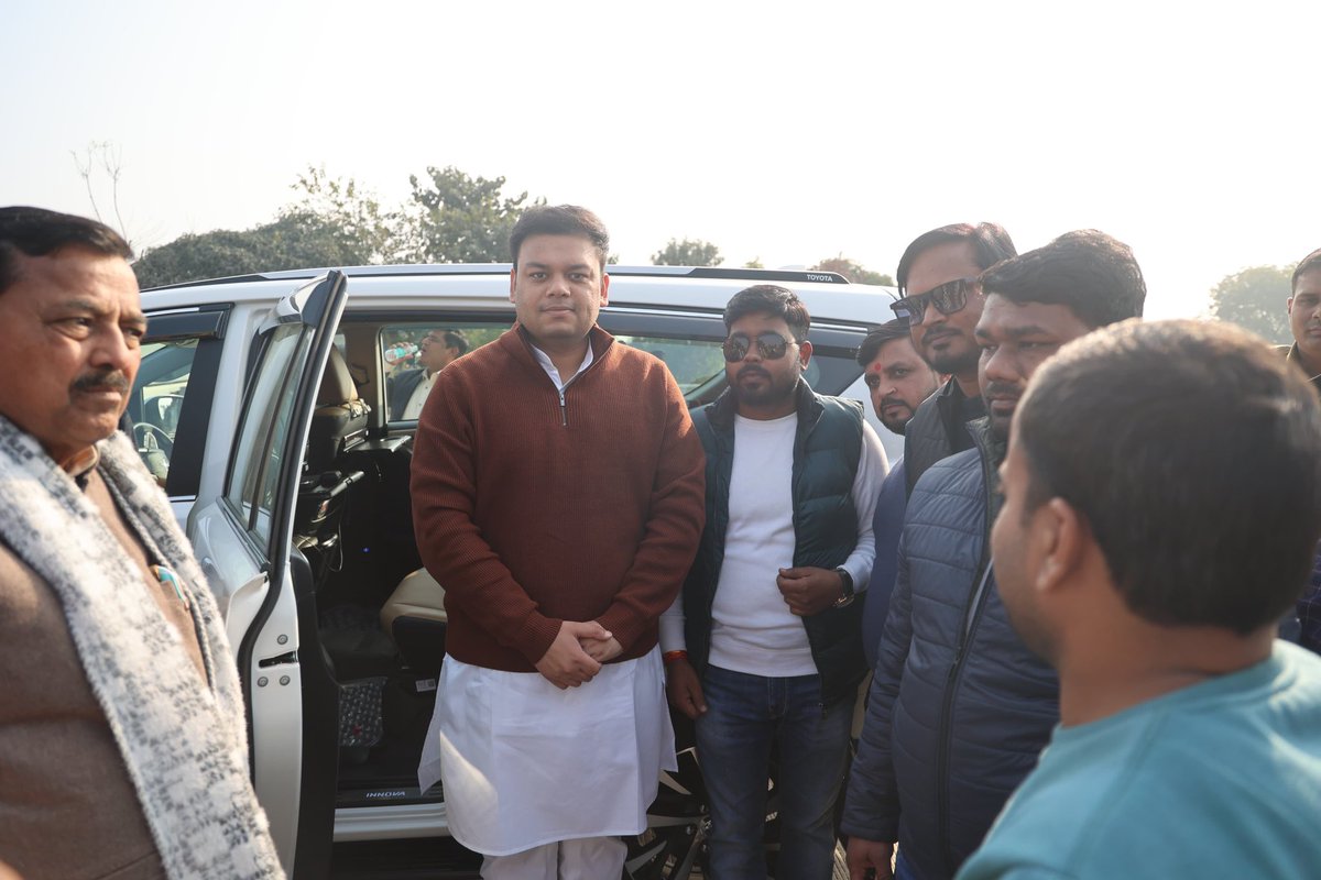 thisissanjubjp's tweet photo. छिबरामऊ, कन्नौज में आत्मीय स्वागत, स्नेह और सम्मान के लिए माननीय जनप्रतिनिधि गण एवं समर्पित कार्यकर्ता साथियों का हृदय से आभार!

आपका अपनापन, विश्वास और उत्साह सदैव नई ऊर्जा देता है और जनसेवा के संकल्प को और दृढ़ करता है। https://t.co/47eHGMzKUp