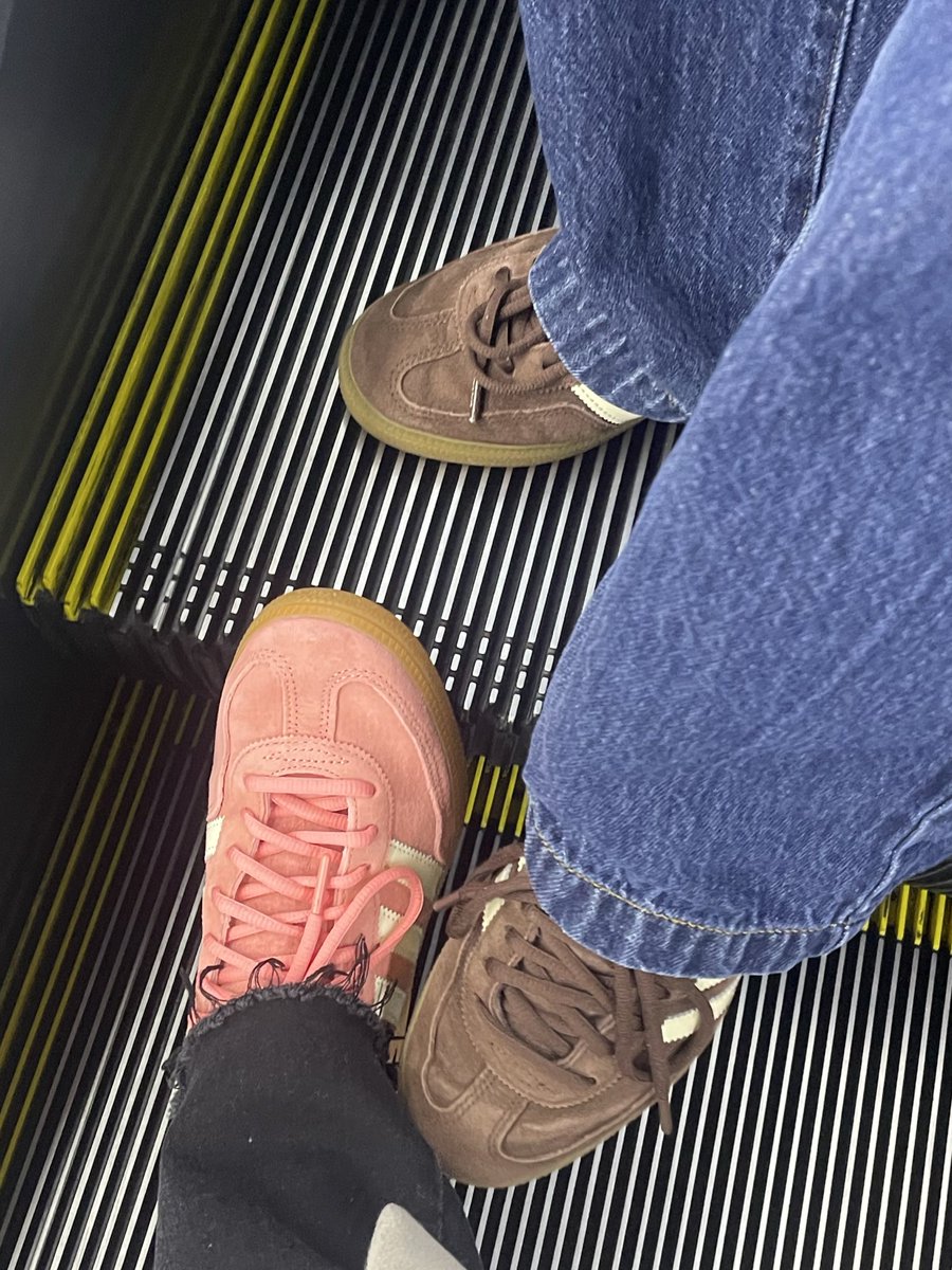 FC限定　#ナナニジRADIO📻✨
ありすちゃんと♡
素に近い2人をぜひご覧ください💭
#ナナニジ　#ナナニジハウス