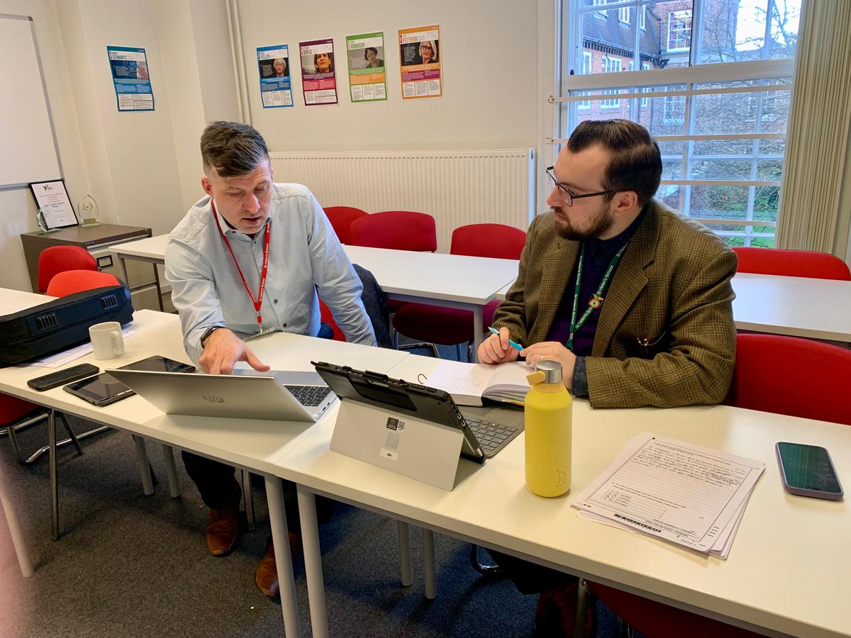 LearnogicE60852's tweet photo. An all day Bespoke CPD with Jamie Beadle 

#LearnogicUK
#BusinessCPD
#Diagrams
#ModelAnswers
#NewTeacherCPD https://t.co/1PHYo3kDQ2