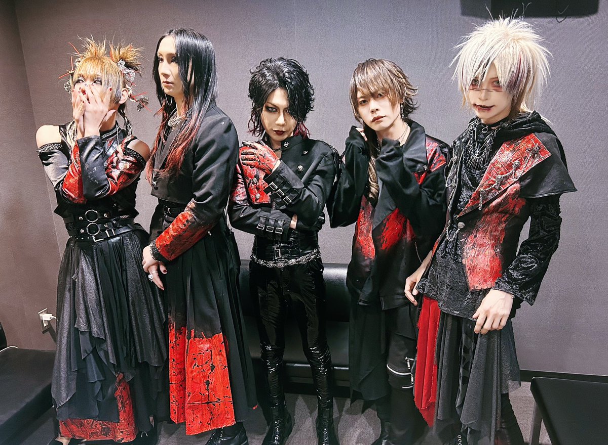 真緒 (@mao_Sadie) / Posts / X