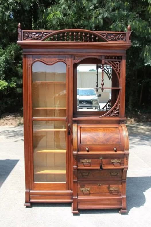 The Husky tweet media