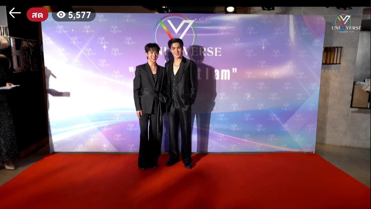 Fluke_Official's tweet photo. เริ่มงานแรกของปีนี้ 🖤🖤

YU AWARDS 5th ANV
#YUAwards2025
#YUAwards2025xPeterpanFluke
#เจ้าแก้มก้อน #fluke_natouch https://t.co/9nEtJhHEJF