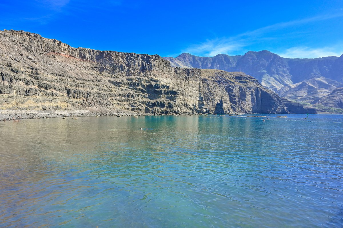 turismogc's tweet photo. Conoce el norte de Gran Canaria y descubre sus paisajes llenos de contrastes: costas, verdes montañas, coloridas calles de cascos históricos... ¿Te animas a explorarlos? 🤗

#GranCanaria #MuchoPorVivir https://t.co/o7Q34g2hku
