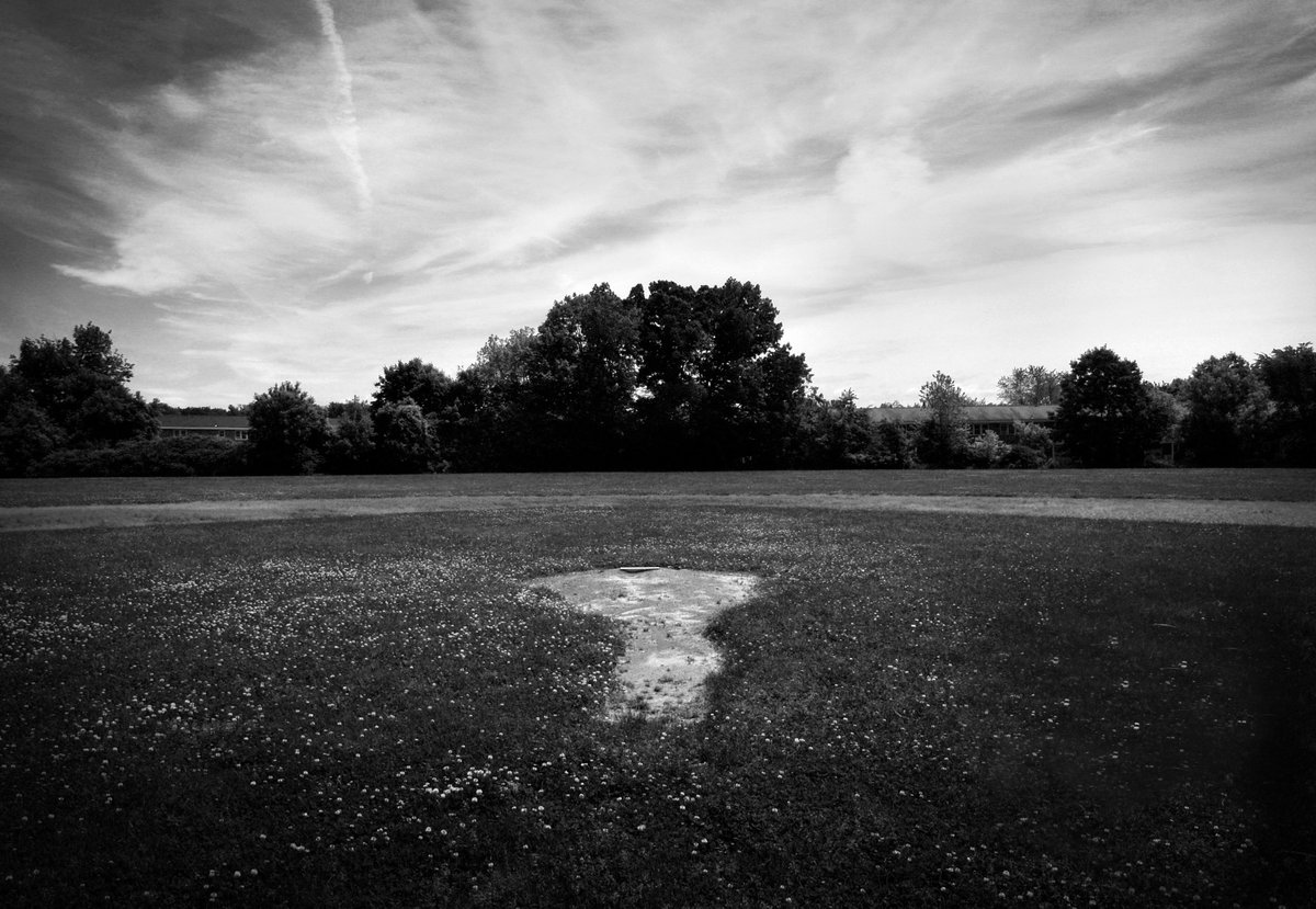 THE CHAMPION
Latham, NY (2015)
copyright © Peter Welch

#nftcollector #NFTart #peterwelchphoto #thejourneypwp #blackandwhitephotography #ReflectiveArt #VisualPoetry #Meditation #Latham #NewYork #NY #alone #empty #strip #Baseball #pitching #mound #LittleLeague #field #sports #USA