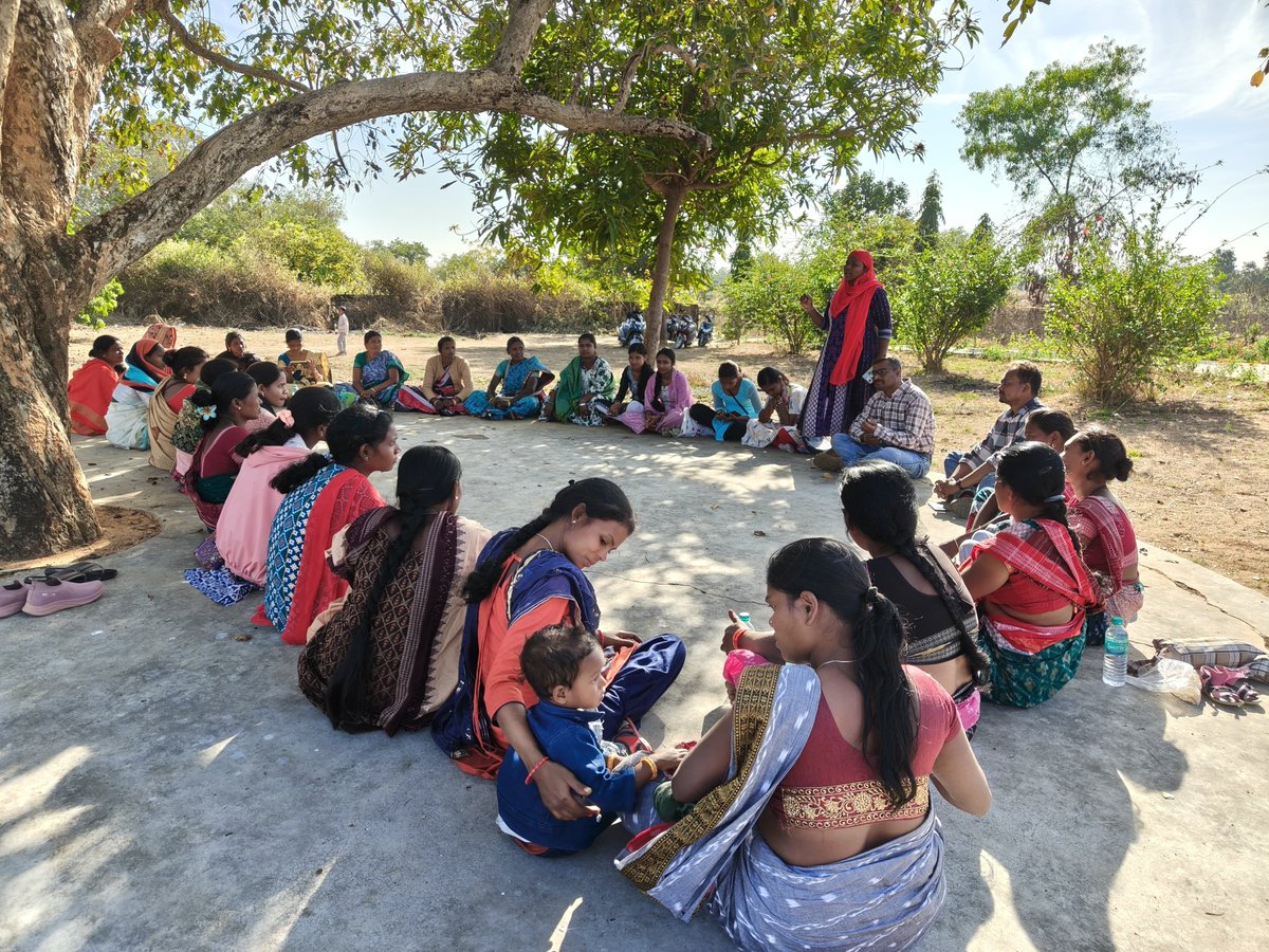 MSSSundargarh's tweet image. ବାର୍ଷିକ ଭୋଜି ଦିନ ବ୍ଲକ କମିଟି, କୋଚ କୁଇନ୍ ଙ୍କ ସହ ପରମ୍ପରା ବିକାଶ ଯାତ୍ରା, ସଙ୍ଗିନୀଦାର , ଜନ ସାଥି ସମ୍ମିଳନୀ ବିଷୟରେ ଚର୍ଚ୍ଚା ଓ ପାରମ୍ପାରିକ ଫିଟୁ ଖେଳ ଖେଳାଗଲା।#atmashaktituste #msmo  #12baje12minute #Dmsundargarh #subdegas #