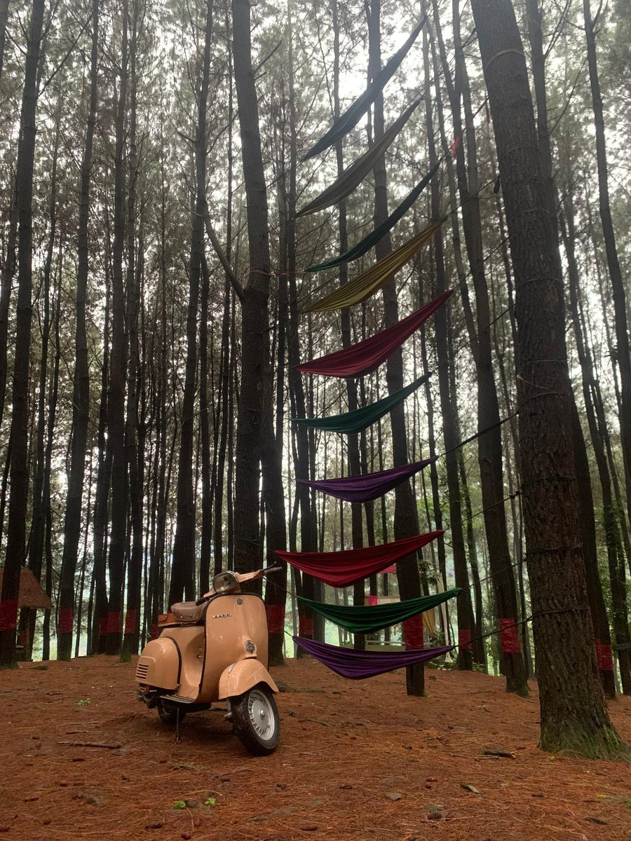 Anggaarksa's tweet image. Mari nikmati libur panjang ini