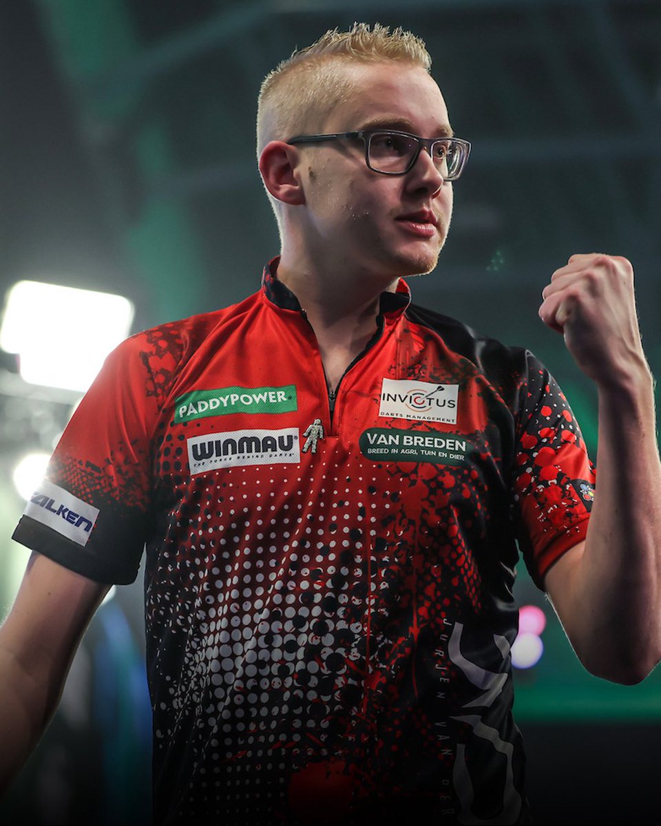 Back on tour 🎯
 
Massive congratulations to Mervyn King and Jurjen van der Velde on earning their PDC Tour Cards at Q-School.

Hard work rewarded.
 
#TeamWinmau #QSchool