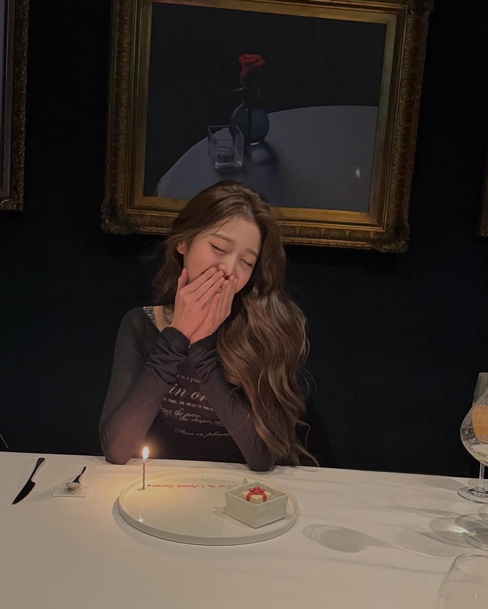 ivepics_'s tweet image. wonyoung instagram update