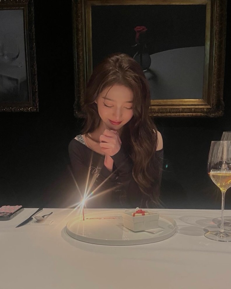 ivepics_'s tweet image. wonyoung instagram update