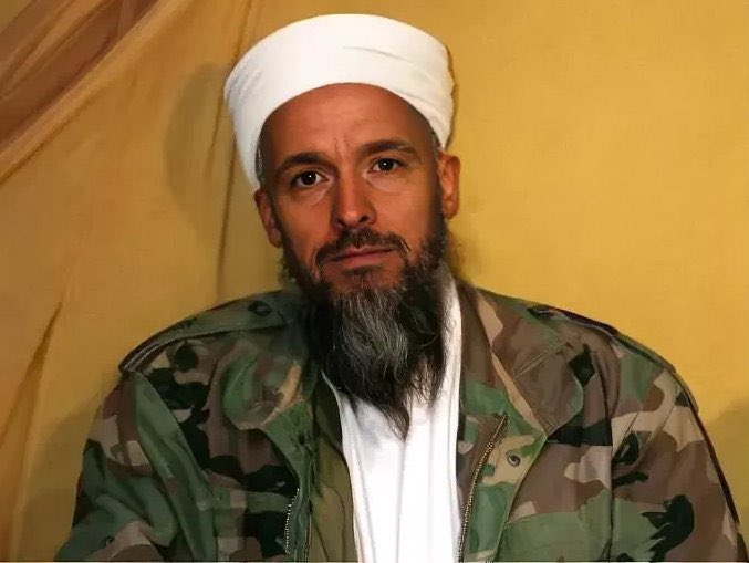 fteshan's tweet image. Trying to watch a documentary on Bin Laden and this is all I see 😭