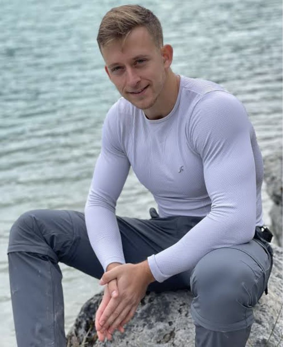 הלוחם הגיבור דן ווידנבאום נפל בעזה לפני שנתיים בדיוק.
שתפו לזכרו של דן ווידנבאום גיבור ישראל!!