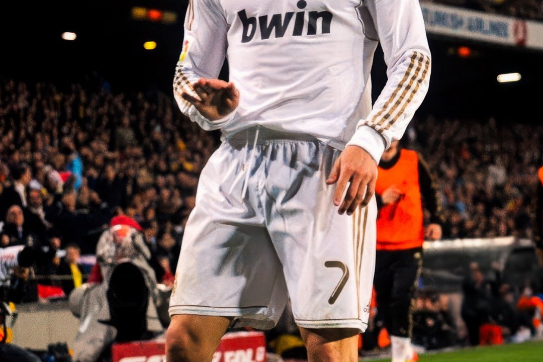 madrid_total2's tweet photo. Toca el post para ver al GOAT en vertical.
