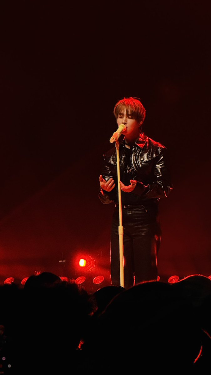 Kofferman's tweet image. Some more shots of the the night 💙

#ONEW_THE_LIVE_PERCENT #Jjinggu