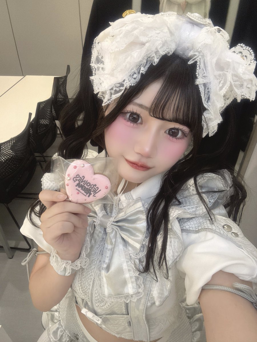 yuno_parasai's tweet image. ABEMAさんから差し入れで頂いたクッキー🍪🩷
とっても可愛くて美味しかったです🤤💘
ありがとうございます💖