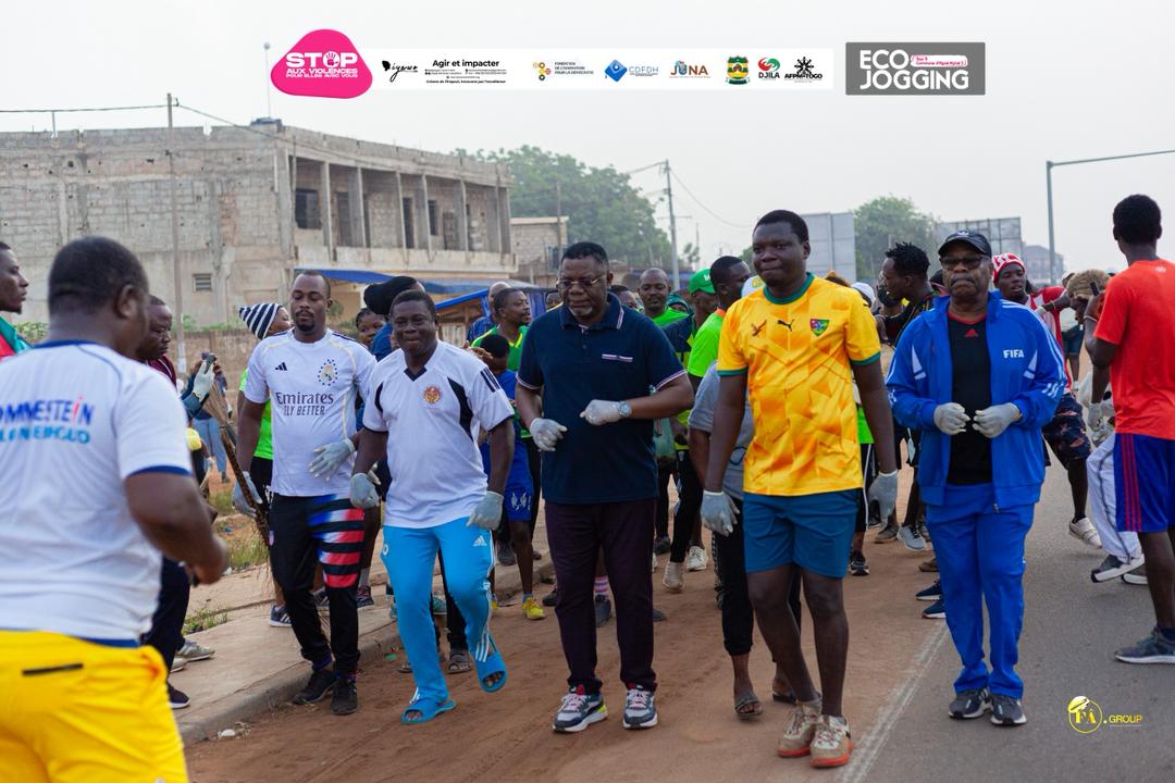 felixtagba's tweet photo. 1er #Ecojogging de l'année avec @IYAWO_Togo  en compagnie du Maire d'Agoè-Nyivé 5 https://t.co/vNnc5jrJBd