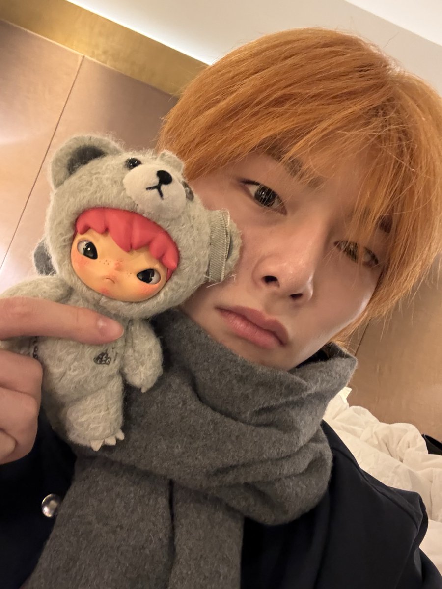 IN2128J's tweet image. 🦊나 닮았어??