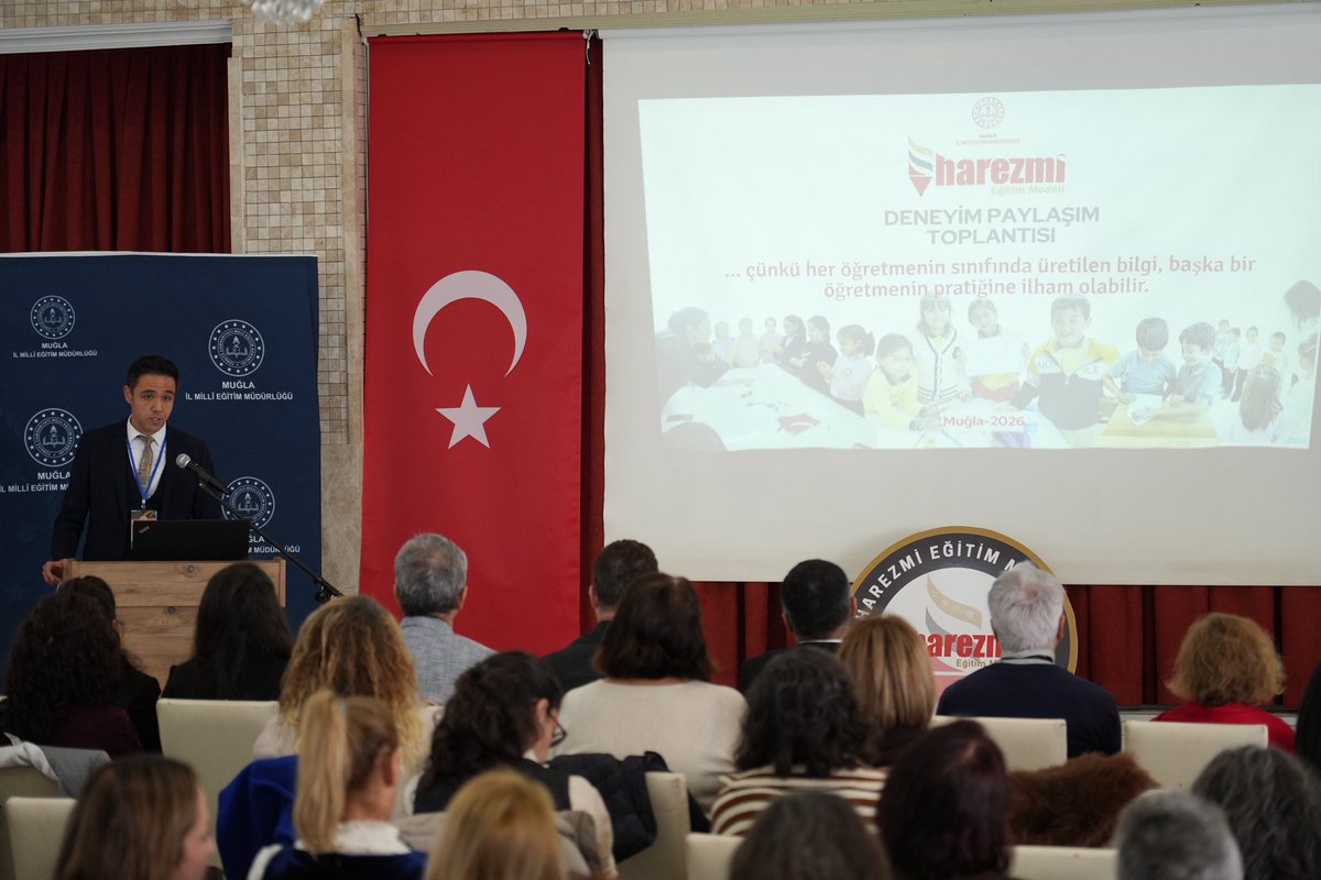 HAREZMİ EĞİTİM MODELİ DENEYİM PAYLAŞIM TOPLANTISI GERÇEKLEŞTİRİLDİ✅

Bakanlığımız Ortaöğretim Genel Müdürlüğü tarafından yürütülen Harezmi Eğitim Modeli kapsamında, Millî Eğitim Müdürümüz Emre ÇAY’ın katılımıyla, ilimiz genelinde yürütülen uygulamaların değerlendirilmesi ve iyi
