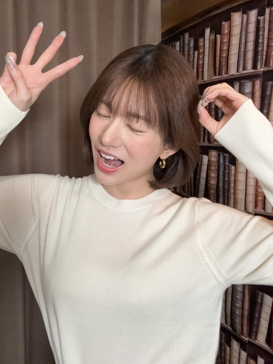 Miyu, 30!!!
Happy  birthday to me🥂✨!!!!!!!