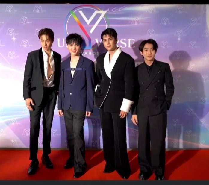 kan6587's tweet photo. ทูเจ ดิว ซัน พูน จากเพียงนาวา
#YUAwards2025
#เพียงนาวา #lovermerman https://t.co/2dm8KJX59D