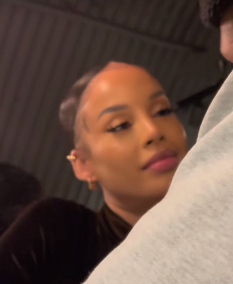 Munchitt_'s tweet image. 