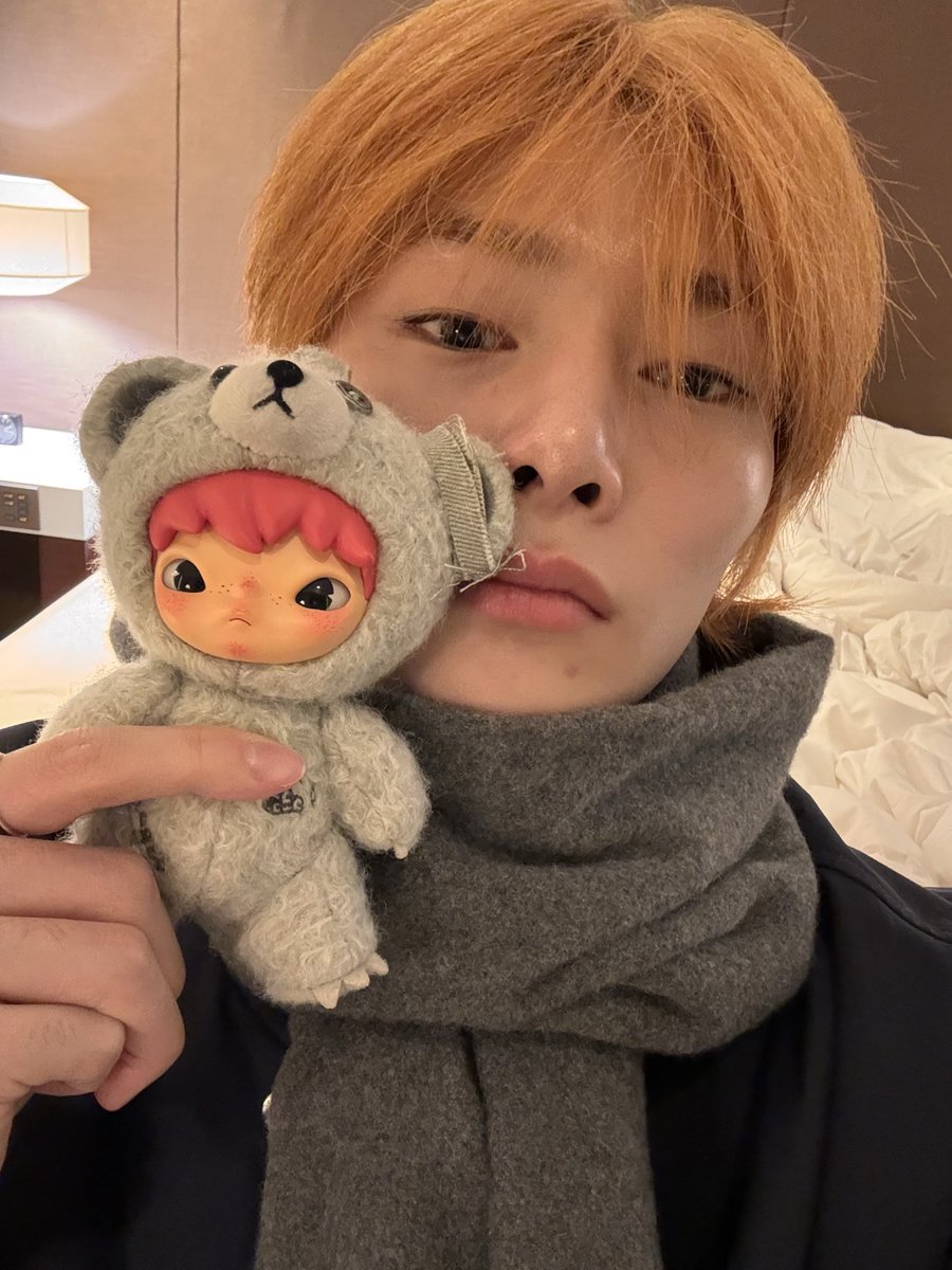hyunehans's tweet image. 260112 IN 🫧

🦊 hi ㅎㅎㅎ do i look like it?? 

(4th photo) this one looks more like it ㅋㅋㅋㅋㅋㅋㅋㅋ