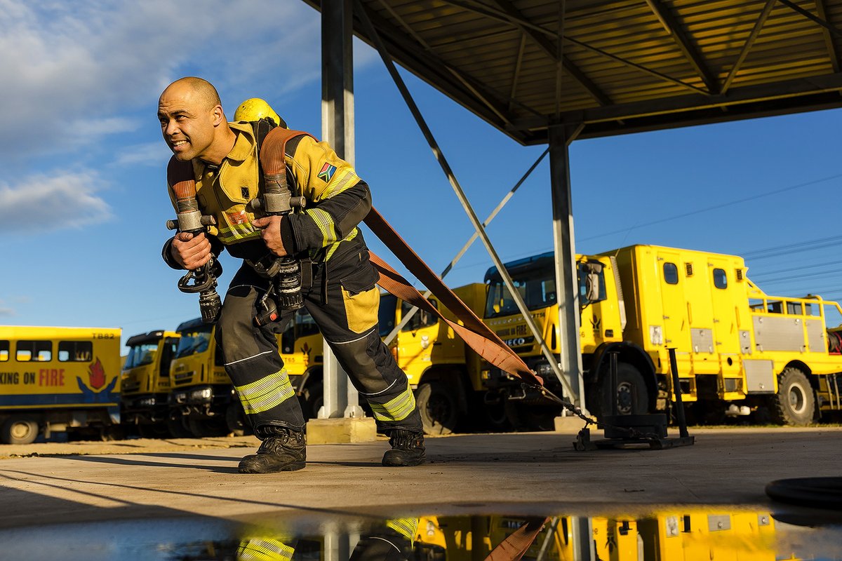 Magazine things.
#Editorial #Firefighter #GradenRoute