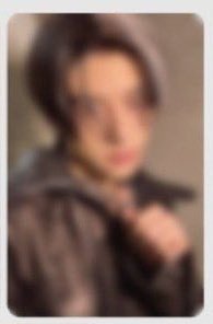 jakeforita's tweet photo. THIS HALF SILVER JAKE PHOTOCARD IS A NEEDDD https://t.co/ZdlgAtYFW0