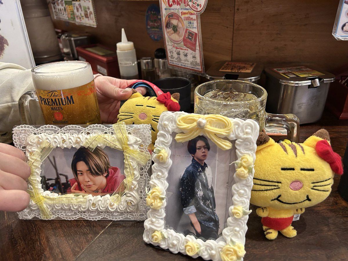 km09tk15_tm's tweet photo. with MUSIC 最高に楽しかった🤣✨
お昼ごはんは、原宿のじゃんがらに
初めて行きました
美味しかった〜😋
新年早々、こんな豪華✨で良いのか？っていうくらいに楽し過ぎて、現実に
戻るのがやだわ〜😱💦
ほんと幸せな時間だった😊 https://t.co/9SMglQ9apB