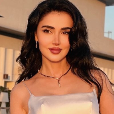 Soniabeyt's tweet photo. #NewProfilePic https://t.co/JrygVtIFiy