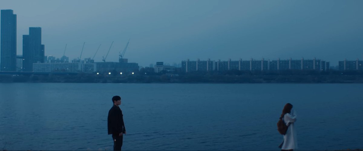 semangkukuji's tweet image. Because we have the freedom to interpret a piece of music. This is my interpretation of Blue.

This is the story of a meeting between a pair of lovers that begins with a sweet, warm, and colorful relationship, until a traumatic tragedy occurs. A tragedy that strips away all the…